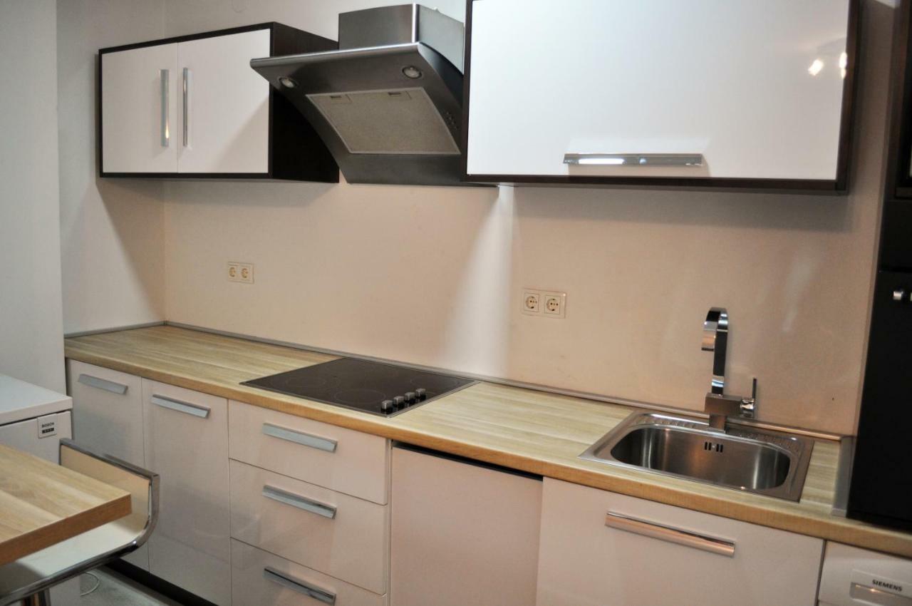דירות טוזלה Apartman Dina מראה חיצוני תמונה