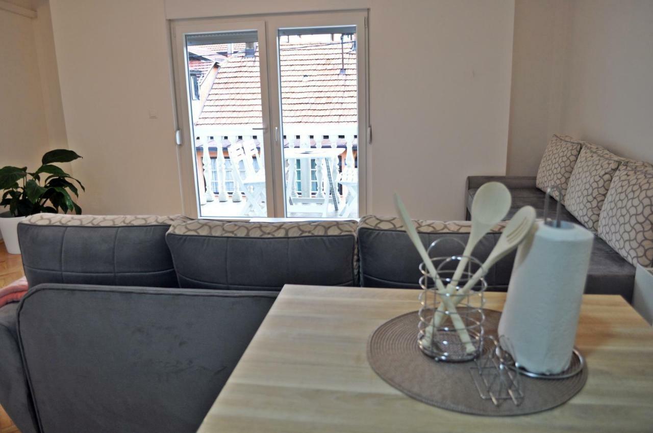 דירות טוזלה Apartman Dina מראה חיצוני תמונה
