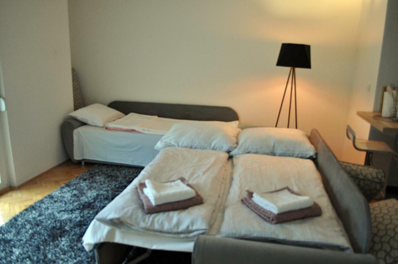 דירות טוזלה Apartman Dina מראה חיצוני תמונה